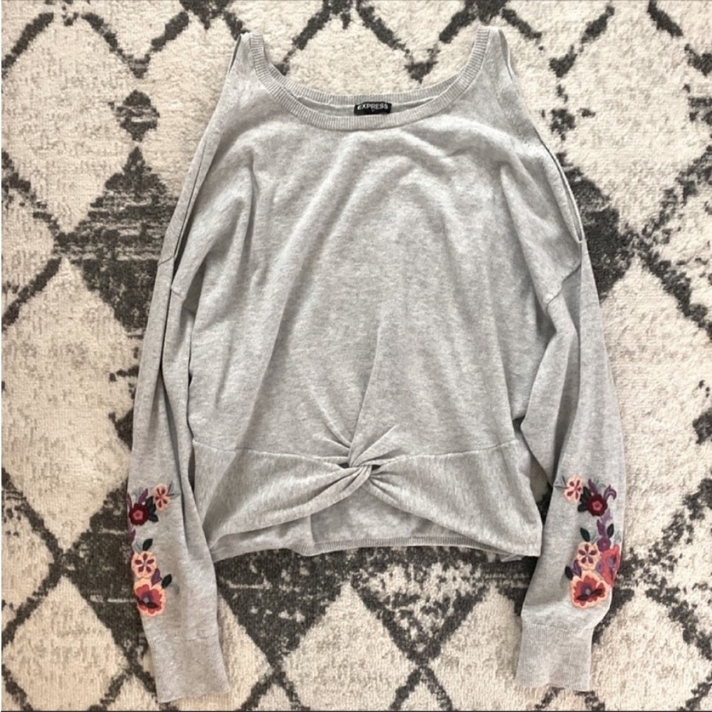 Express Cold Shoulder Sweater - Picture 4 of 7